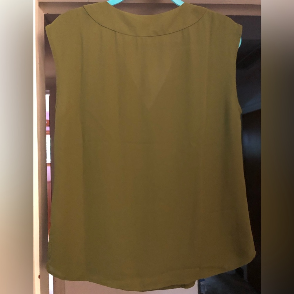 NWT J. Crew Sleeveless Blouse - Olive - Picture 7 of 7